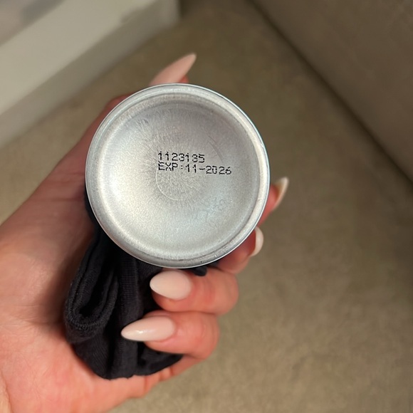 Coola Zinc Oxide Sunscreen Spray 30 SPF - Picture 5 of 5